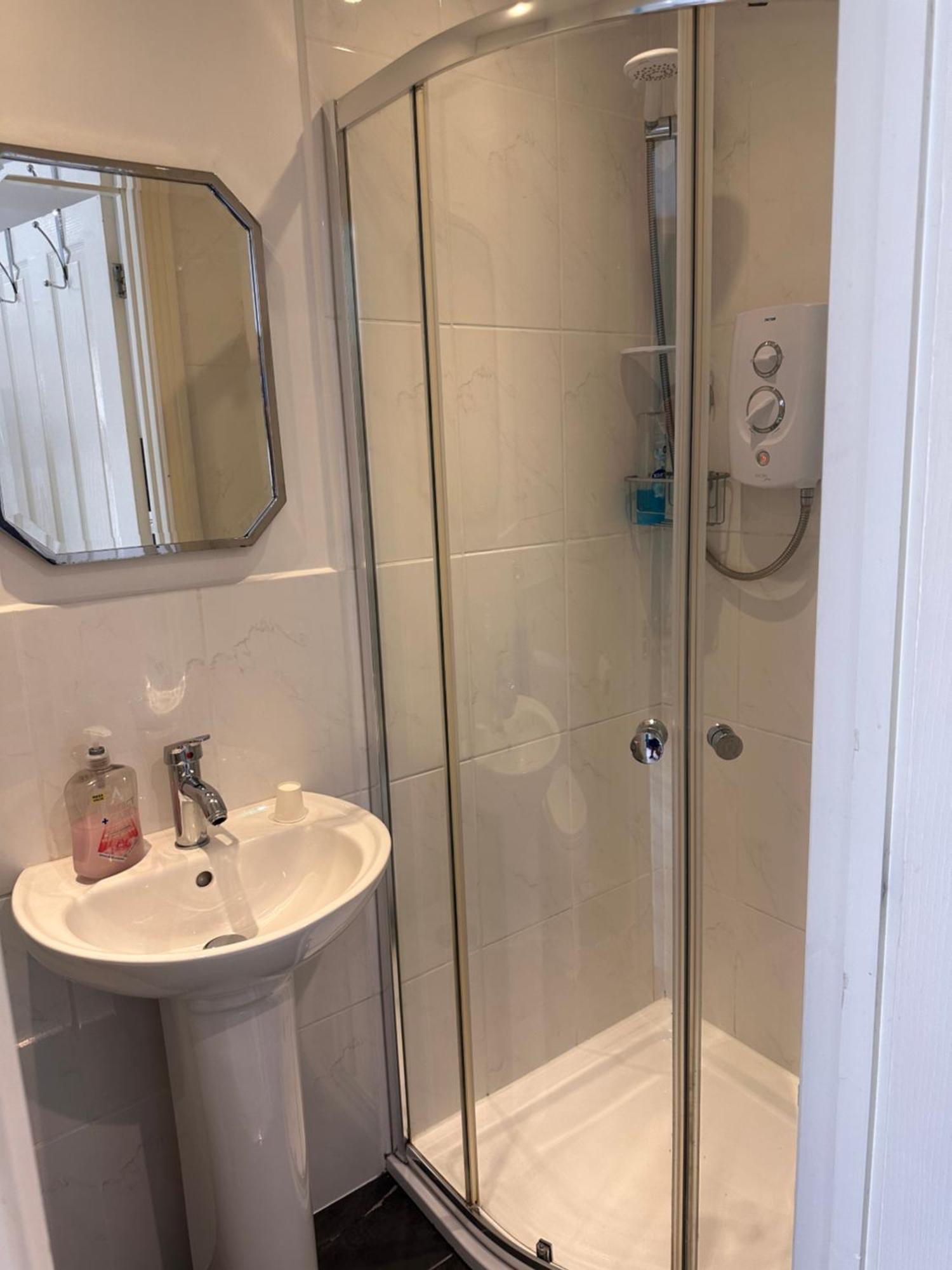 Maria Apartment Лондон Екстериор снимка
