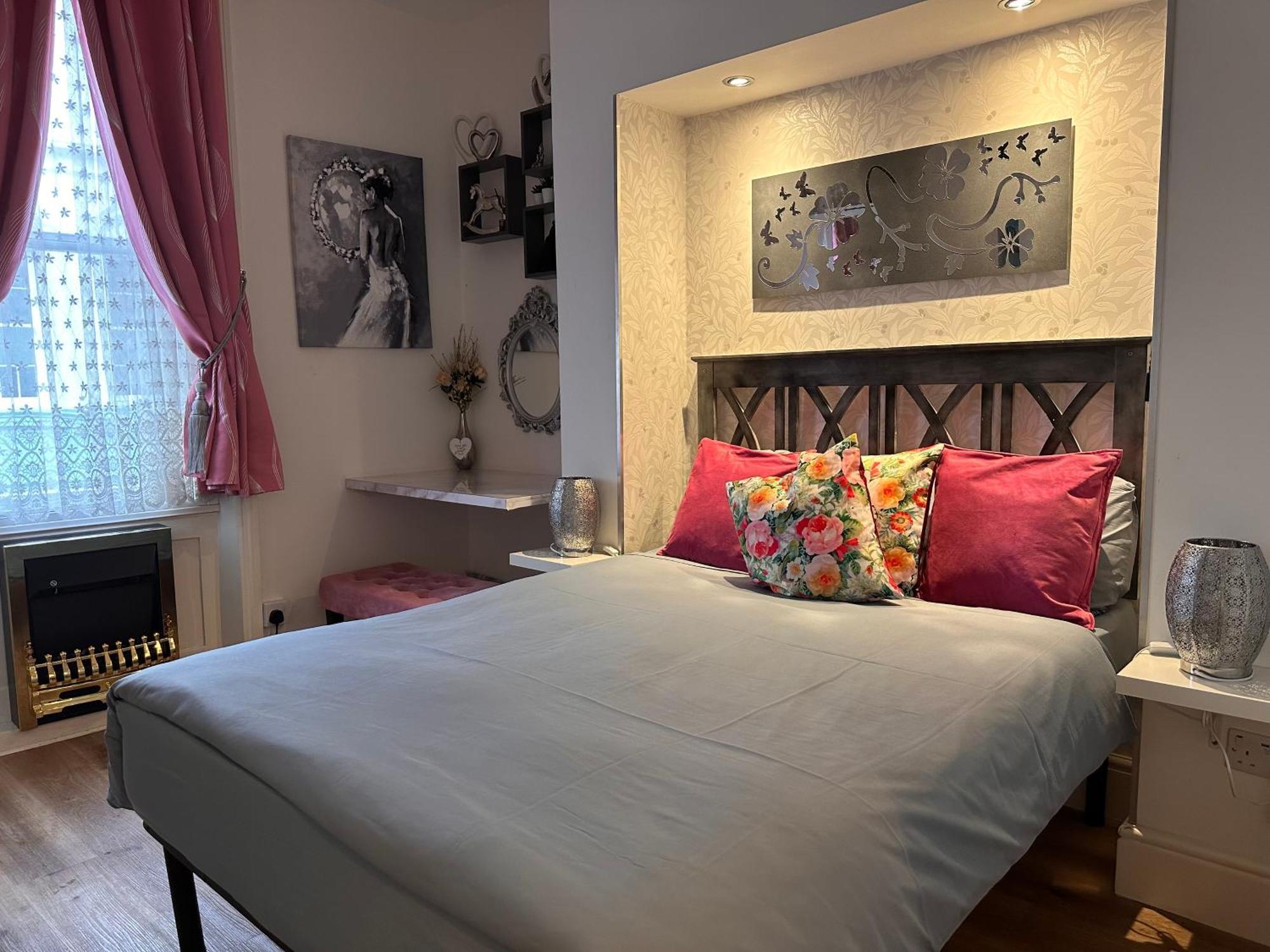 Maria Apartment Лондон Екстериор снимка